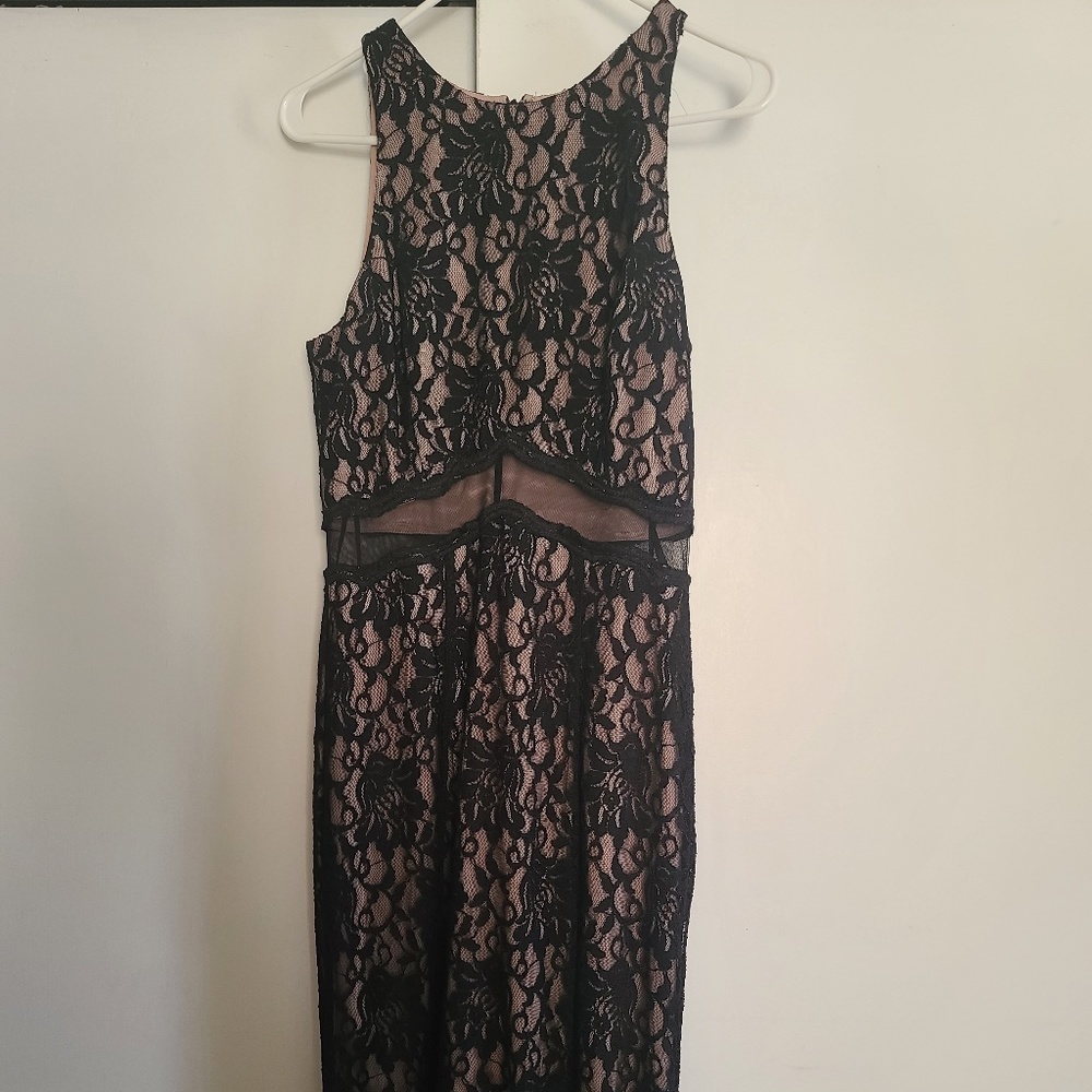 Xscape Lace Mesh Gown